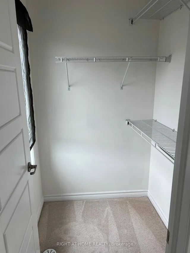 Additional image 11 of 3060 Mistletoe Gdns