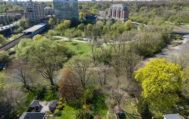 Additional image 33 of 504 Riverside Dr