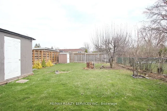 Additional image 46 of 185 Earnscliffe Circ