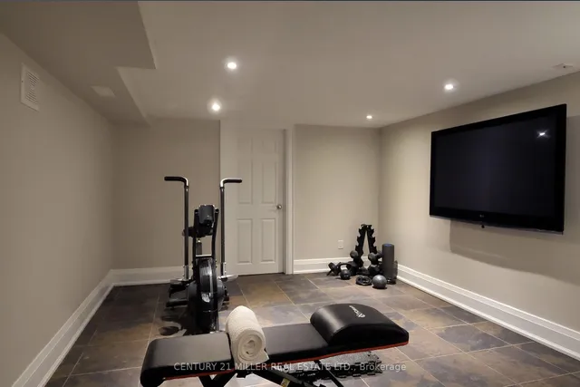 Additional image 40 of 115 Charnwood Dr