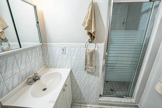 Additional image 36 of 10 Grenadine Crt