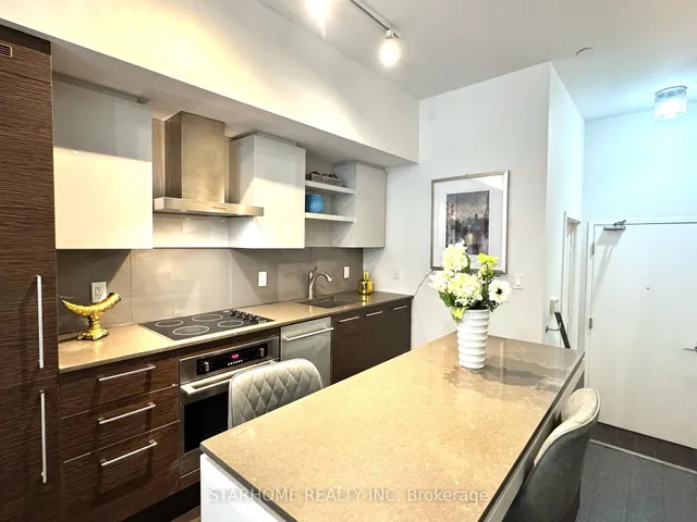 Additional image 10 of 1030 King St Unit 119