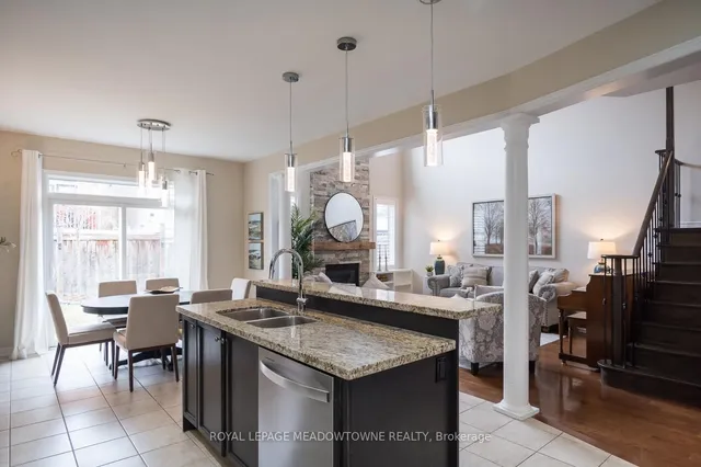 Additional image 22 of 476 Laundon Terr