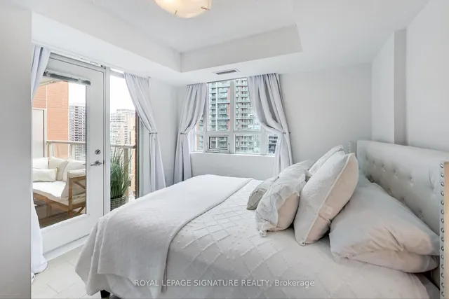 Additional image 12 of 125 Western Battery Rd Unit 1509