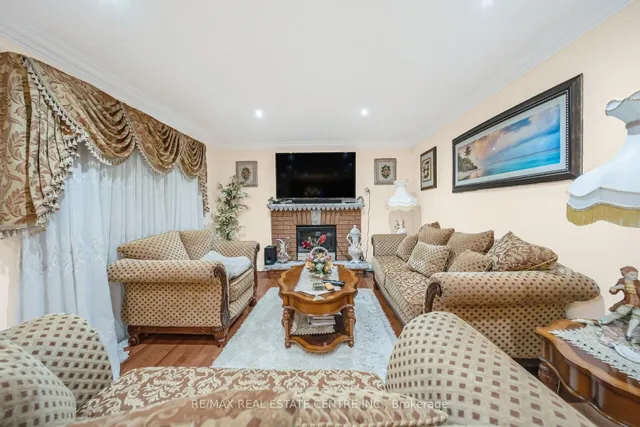 Additional image 12 of 11 Moorehead Cres