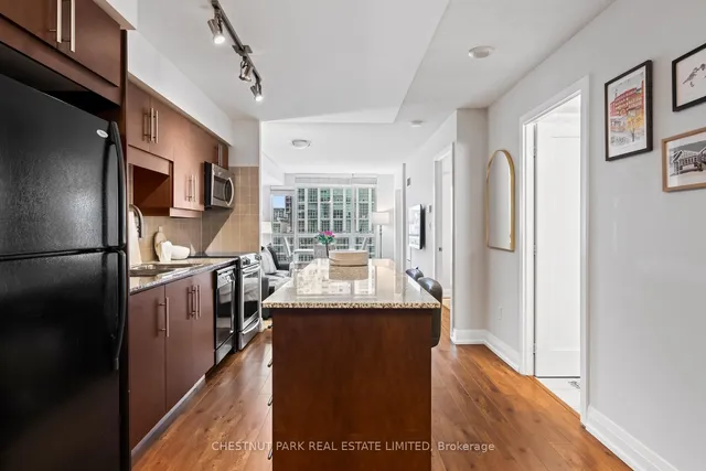 Additional image 4 of 20 Blue Jays Way Unit 920