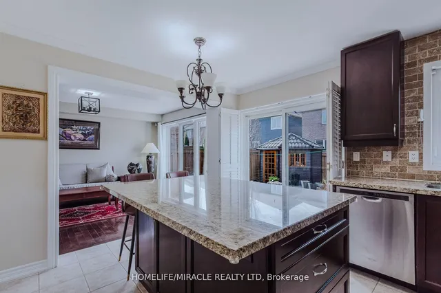 Additional image 15 of 926 Whewell Tr