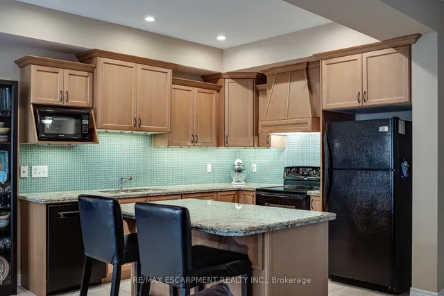 Additional image 10 of 92 Newcombe Rd