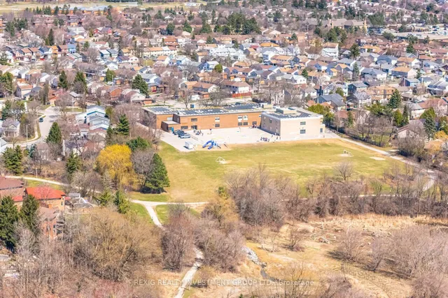 Additional image 49 of 66 Settler Crt