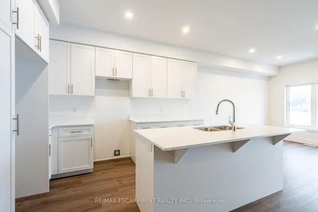 Additional image 16 of 18 Clear Valley Lane