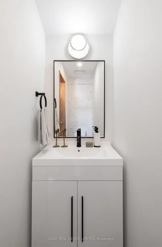 Additional image 15 of 839 Windermere Ave