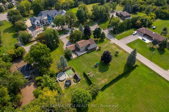 Additional image 38 of 45 Marysfield Dr