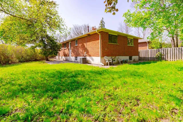 Additional image 37 of 68 Montjoy Cres