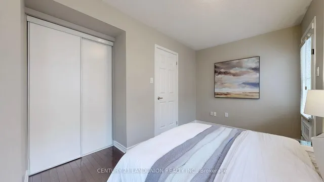 Additional image 27 of 20 Mendelssohn St Unit 7