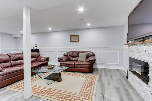 Additional image 35 of 41 Mandarin Cres