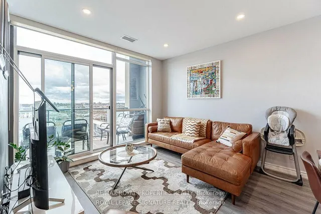 Additional image 46 of 1328 Birchmount Rd Unit Ph01