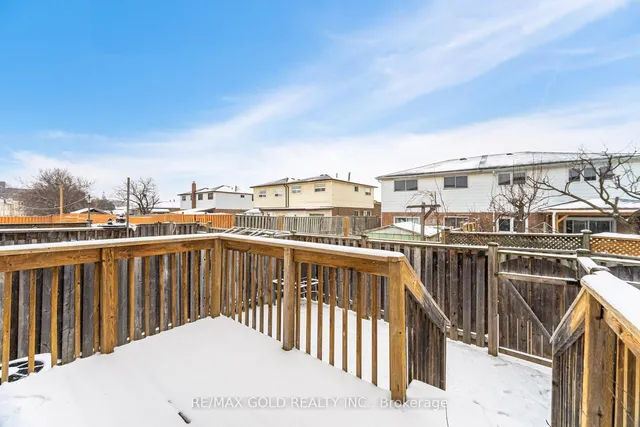 Additional image 30 of 7500 Goreway Dr Unit 62