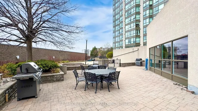 Additional image 32 of 3233 Eglinton Ave Unit 402