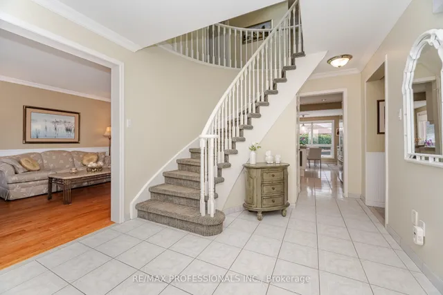 Additional image 20 of 72 Barr Cres