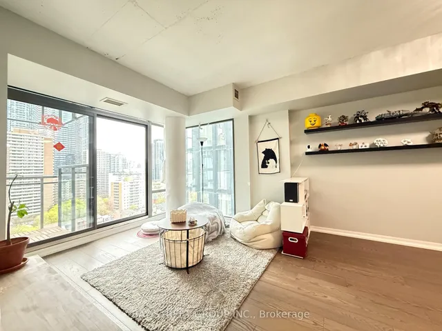 Additional image 4 of 22 Wellesley St Unit 1608