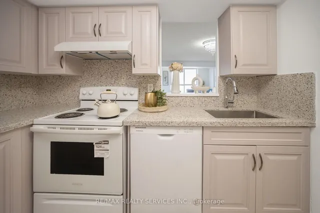 Additional image 32 of 330 Mccowan Rd Unit #1715