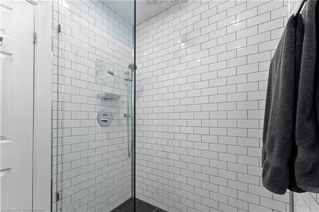 Additional image 15 of 26 Waterbury Dr