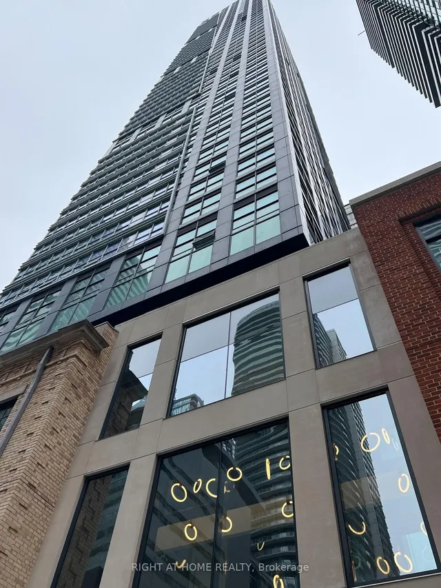 Additional image 3 of 327 King St Unit 1703