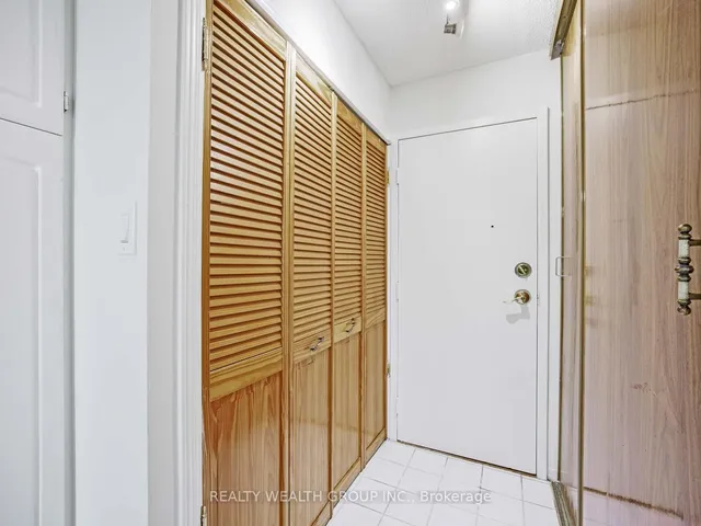 Additional image 12 of 90 Ling Rd Unit 1105