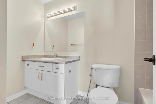 Additional image 26 of 34 Tawnie Cres