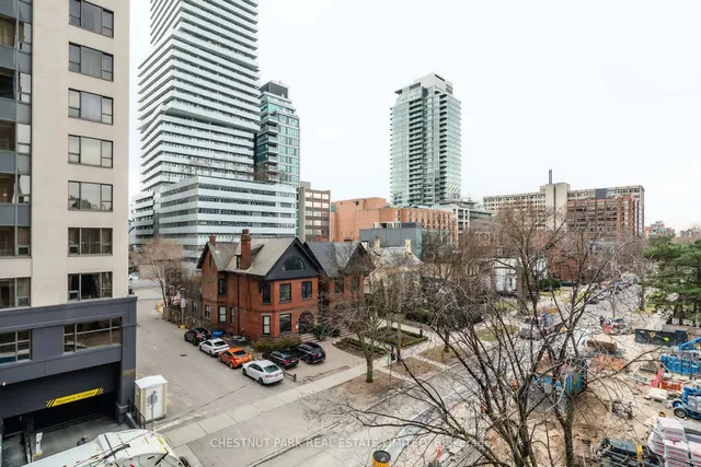 Additional image 10 of 38 Avenue Rd Unit 400