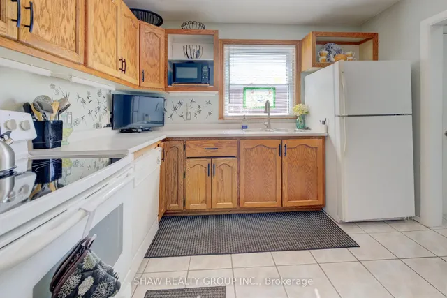 Additional image 12 of 383 East 14TH St