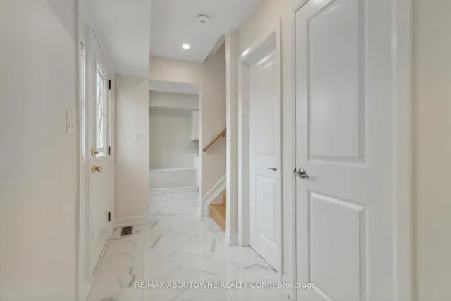 Additional image 7 of 16 Jasmine Sq