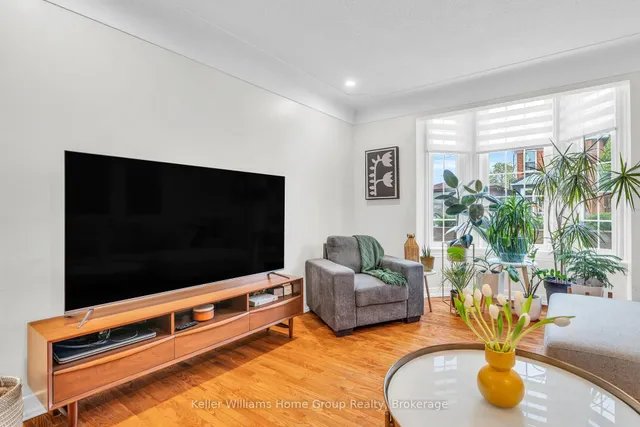 Additional image 13 of 82 Oak Ave