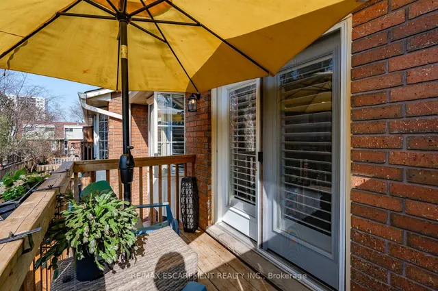 Additional image 19 of 955 King Rd Unit 7