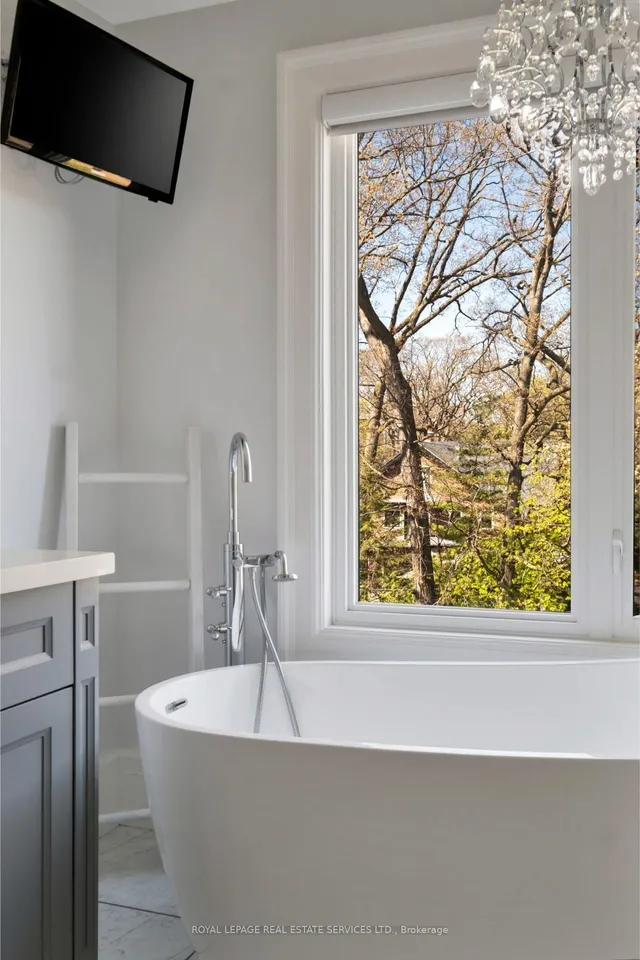 Additional image 31 of 390 Walmer Rd