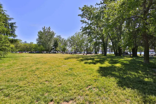 Additional image 13 of 28 Stadium Rd Unit 161