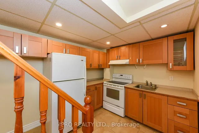 Additional image 35 of 5136 Palomar Cres