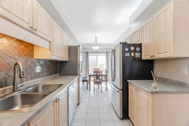 Additional image 16 of 5312 Dryden Ave