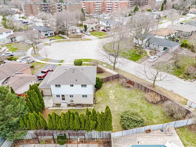 Additional image 46 of 204 Bousfield Cres