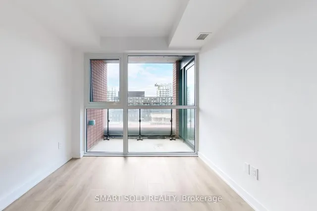 Additional image 19 of 8 Tippett Rd Unit 628