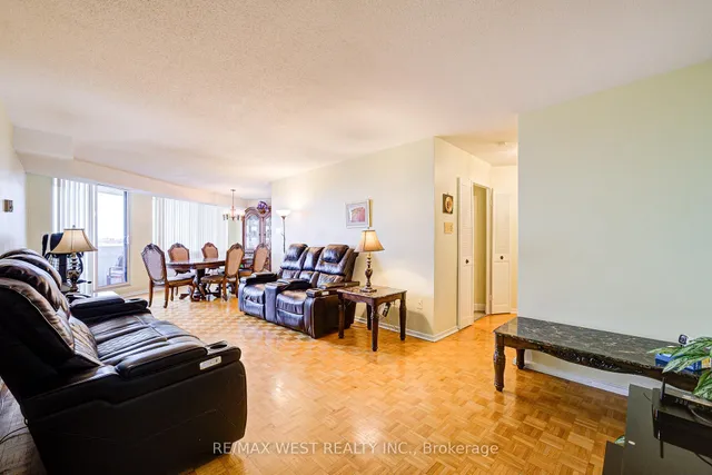 Additional image 10 of 150 Neptune Dr Unit 906