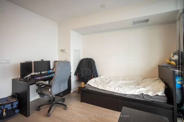 Additional image 7 of 11 Wellesley St Unit 3912