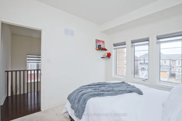 Additional image 16 of 633 Brisdale Dr