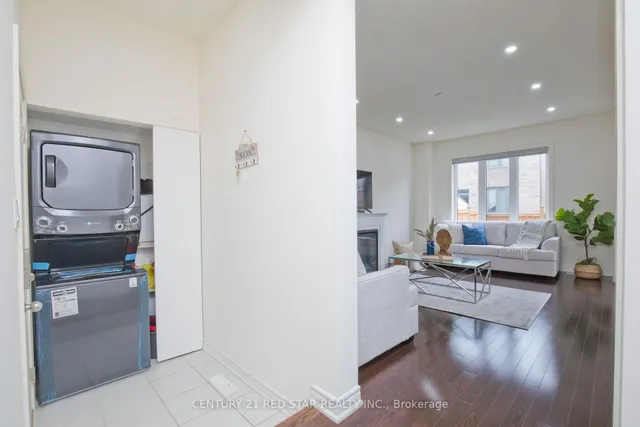 Additional image 35 of 633 Brisdale Dr