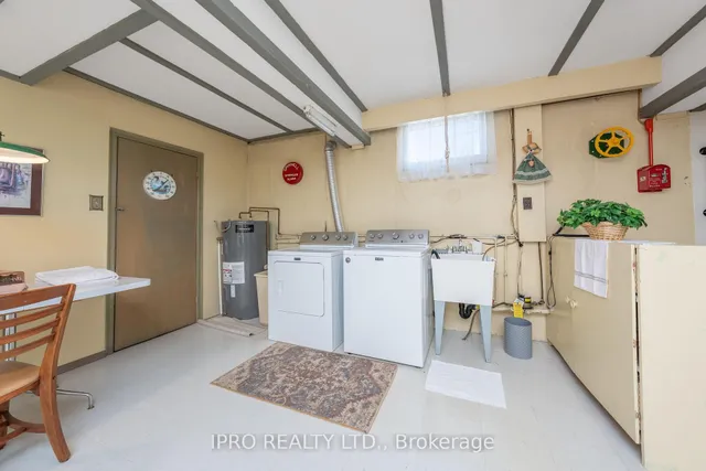 Additional image 25 of 32 Cloverhill Rd