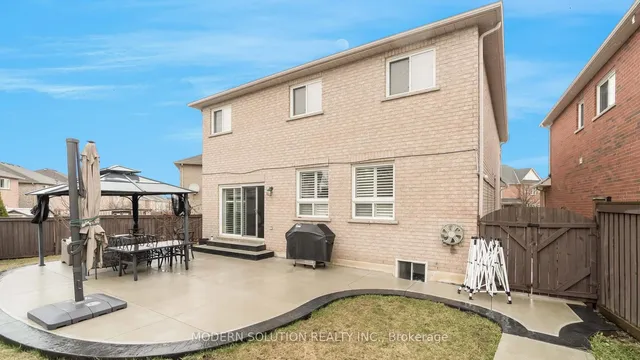 Additional image 21 of 31 Silver Willow Tr