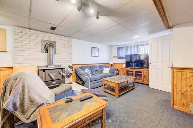 Additional image 28 of 26 Cluthe Cres