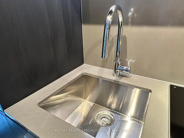 Additional image 26 of 1 Jarvis St Unit 720