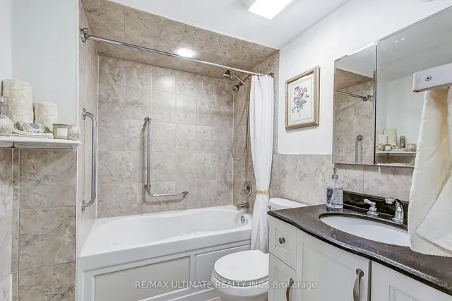 Additional image 17 of 541 Blackthorn Ave Unit 1005