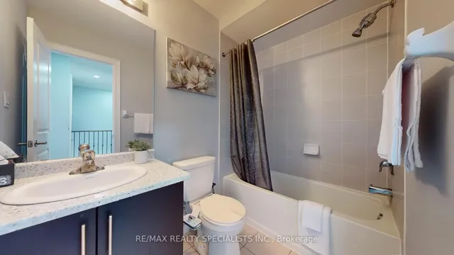 Additional image 33 of 6 QUEENPOST Dr